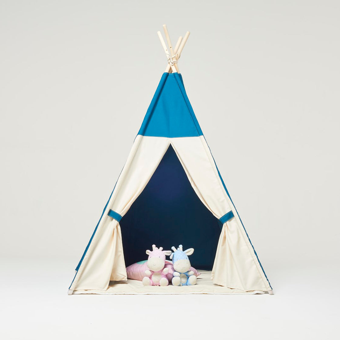 Tienda de juegos tipi azul oscuro y blanco con cojín